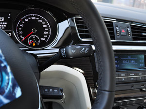 2015款280TSI DSG舒适型 中控区