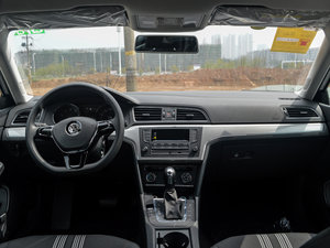 2015款230TSI DSG风尚型 中控区