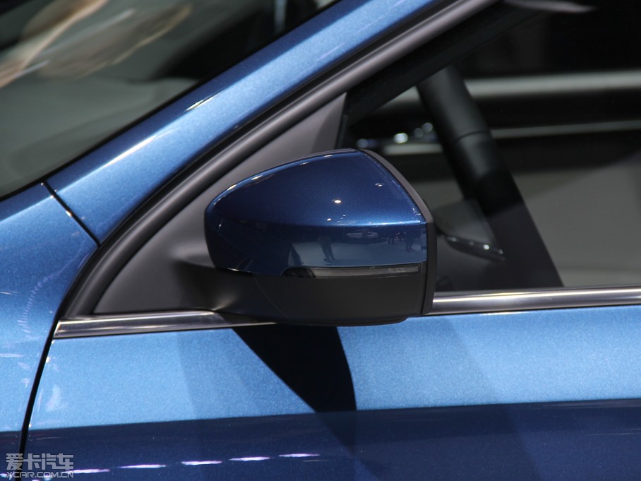 2015ɣ{Ƽ{ 230TSI DSGA