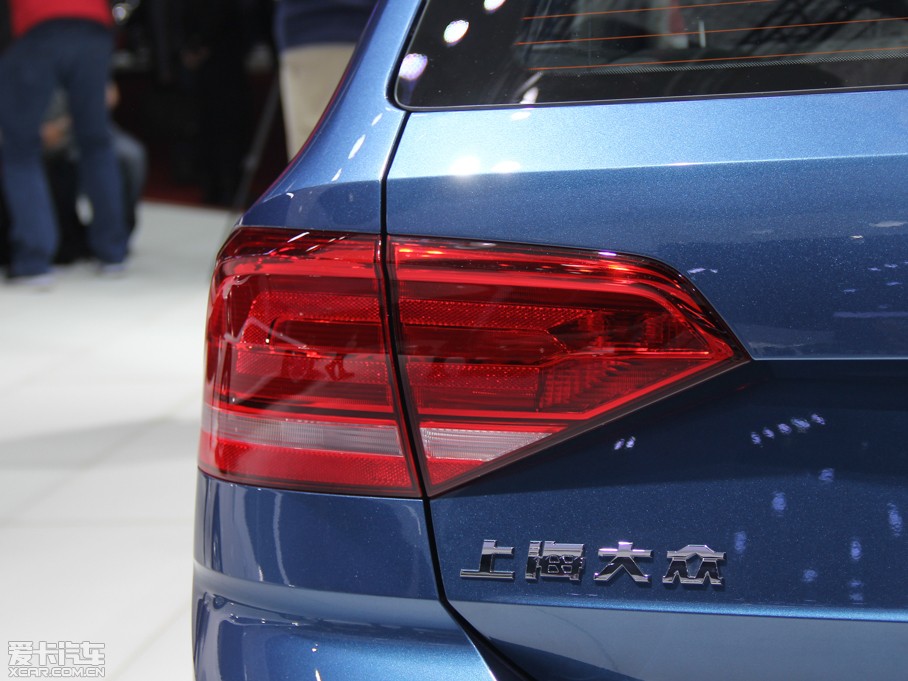 2015ɣ{Ƽ{ 230TSI DSGA