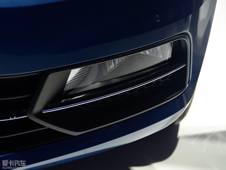 2015ɣ{Ƽ{ 230TSI DSGA