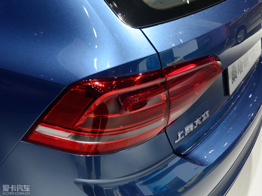 2015ɣ{Ƽ{ 230TSI DSGA