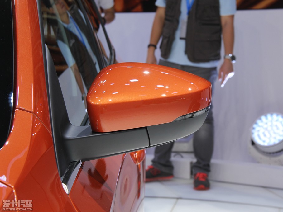 2015ɣ{Ƽ{ 230TSI DSGA