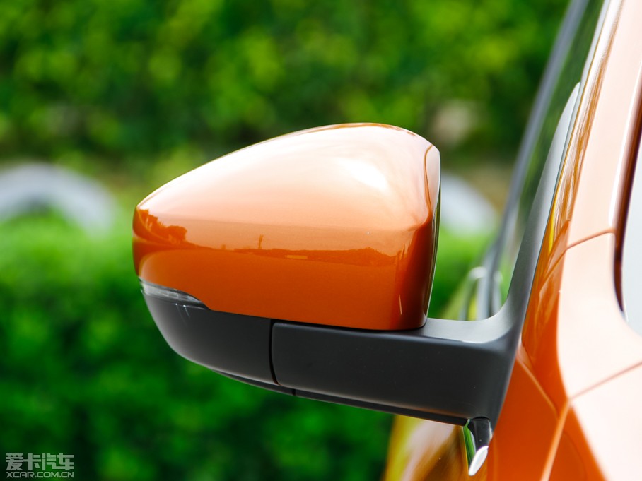 2015ɣ{Ƽ{ 230TSI DSGA