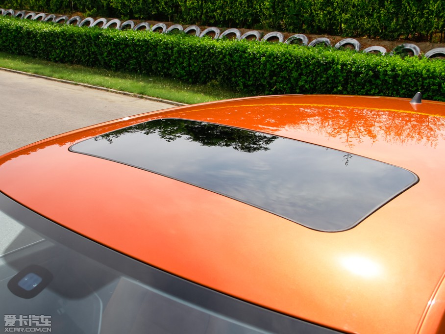 2015ɣ{Ƽ{ 230TSI DSGA