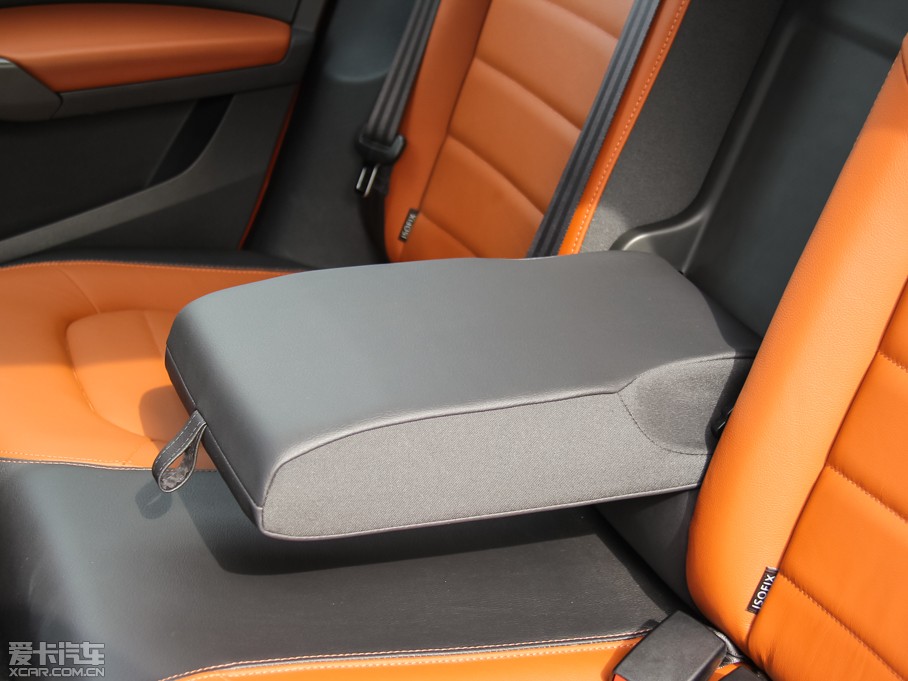 2015ɣ{Ƽ{ 230TSI DSGA