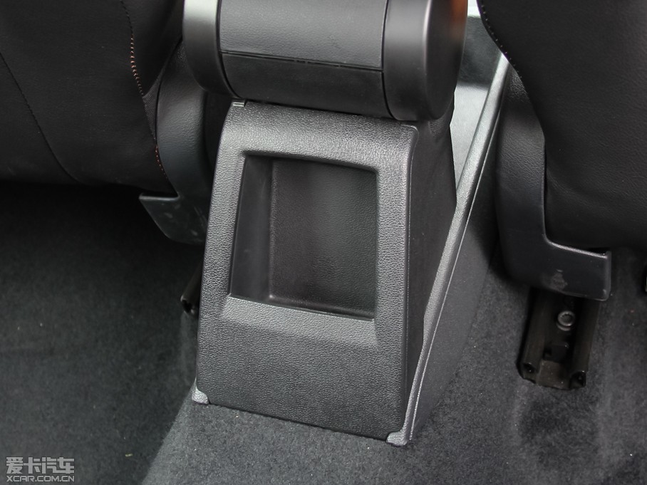 2015ɣ{Ƽ{ 230TSI DSGA