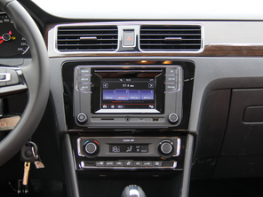 上海大眾2015款桑塔納