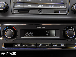 上汽大眾2015款桑塔納