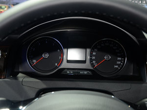 2015230TSI DSGA п؅^