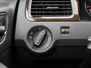 2015230TSI DSGA п؅^