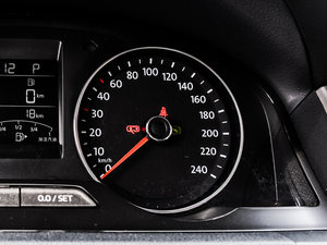 2015230TSI DSGm п؅^