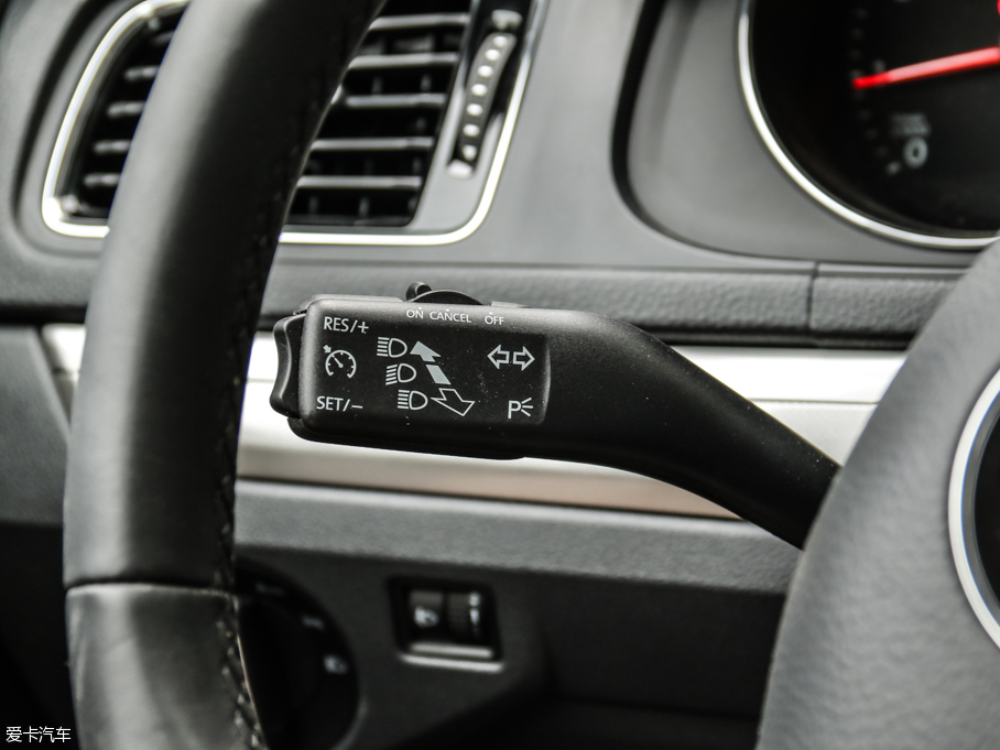 上汽大眾2015款朗逸