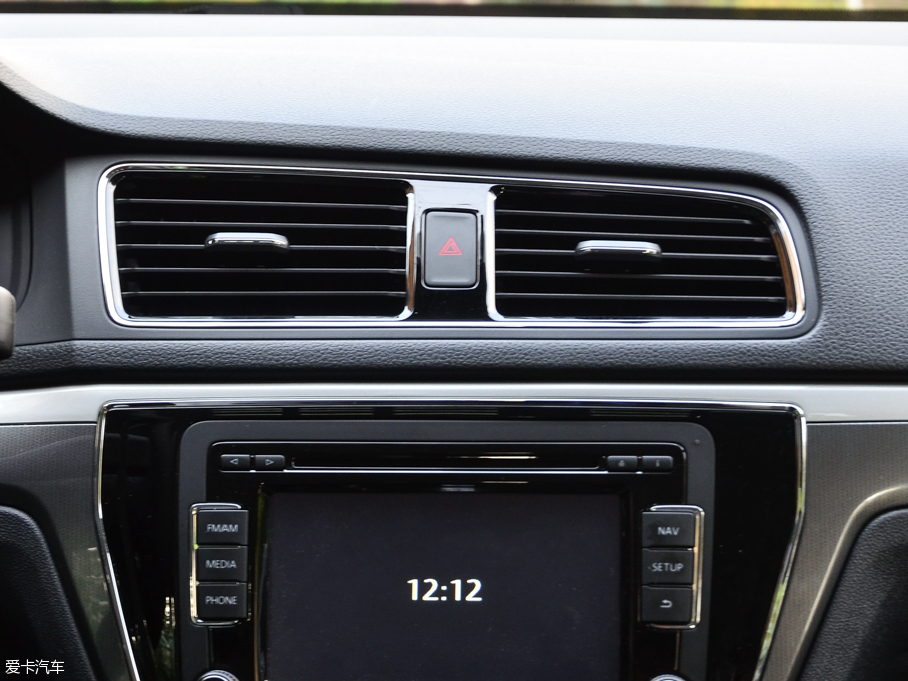 2015݃Ɏ 230TSI DSGA