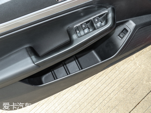 上汽大眾2015款朗逸