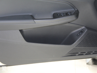 上汽大眾2015款朗逸