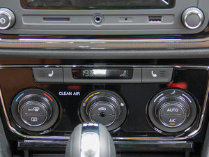 2015230TSI DSGA п؅^