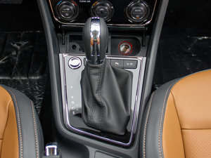 2015230TSI DSGA п؅^