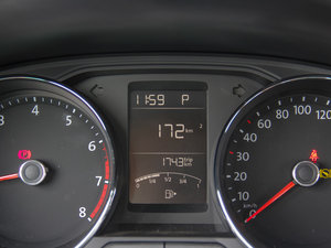 2015230TSI DSGA п؅^