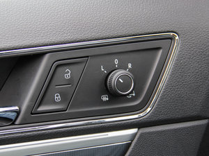 2015230TSI DSGA п؅^