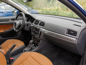 2015230TSI DSGA п؅^