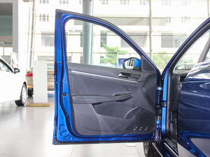 2015款1.6L 自动豪华版 驾驶位车门