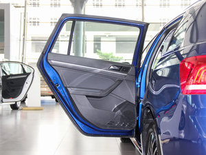 2015款1.6L 自动豪华版 左后车门