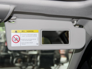 2015款1.6L 自动豪华版 遮阳板（左）