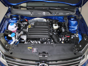 2015款1.6L 自动豪华版 发动机
