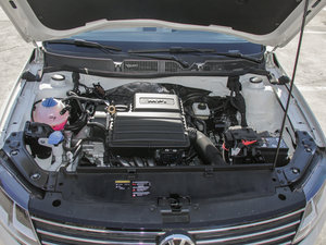 2015款1.6L 手动舒适版 发动机