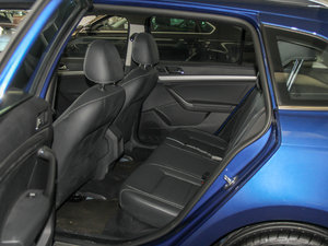 2015款230TSI DSG舒适版 后排空间