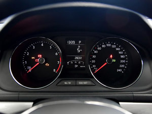 2015款230TSI DSG舒适版 仪表