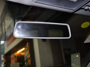 2015款1.6L 自动舒适版 车内后视镜