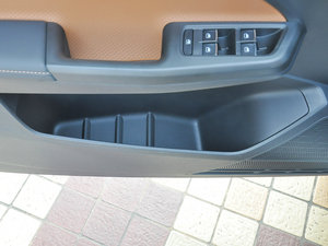 2016230TSI DSG A ǰTg