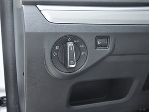 2016230TSI DSG A п؅^