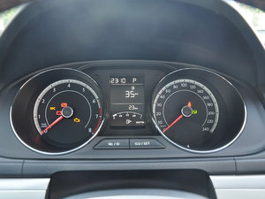 2016款230TSI DSG 豪华版 仪表