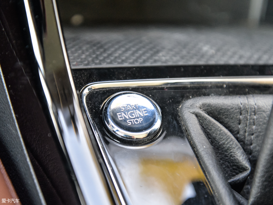 2016; 330TSI Ԅ(dng)A