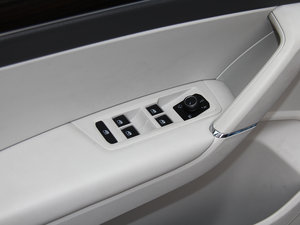 2016330TSI ԄӺA {܇ƅ^(q)	