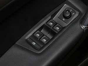 2016280TSI ԄŰ 6 {܇ƅ^	