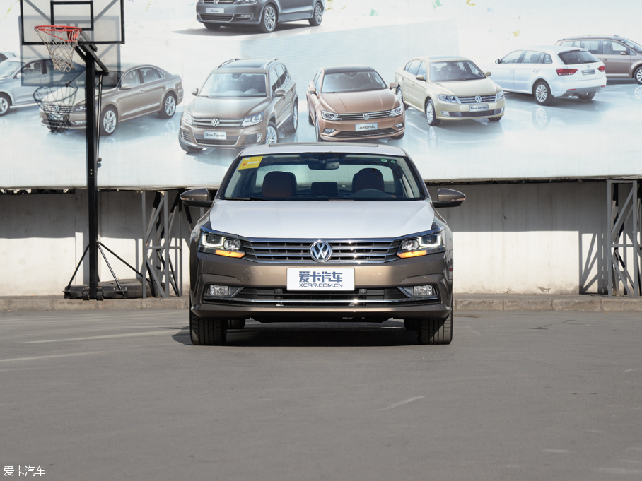 2016�����_�� 330TSI DSG�����