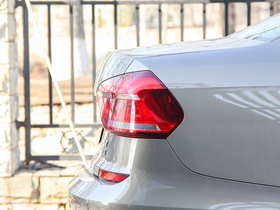 2016�����_�� 330TSI DSG�����