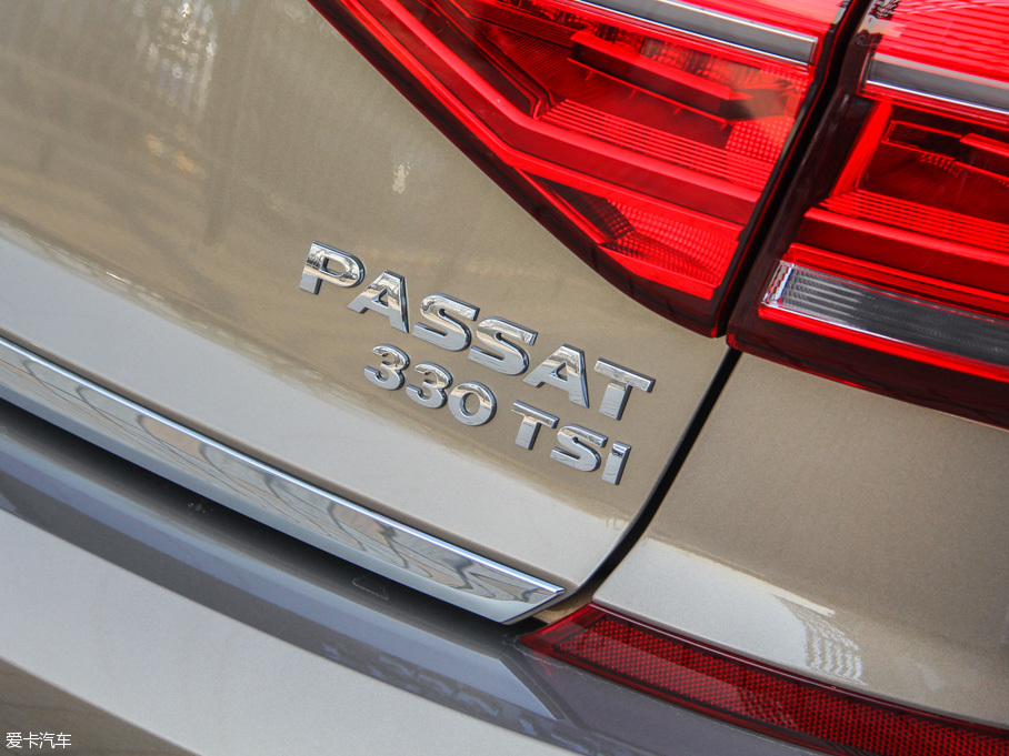 2016�����_�� 330TSI DSG�����