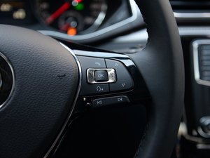 2016330TSI DSG п؅^