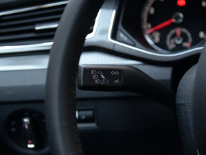 2016330TSI DSG п؅^