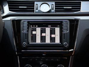 2016330TSI DSG п؅^