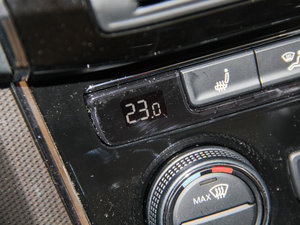 2016330TSI DSG п؅^