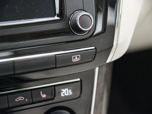 2016380TSI DSG п؅^