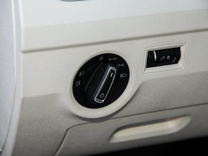 2016380TSI DSG п؅^