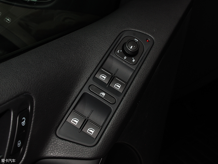 2016;^ 300TSI һwLҕҰ 