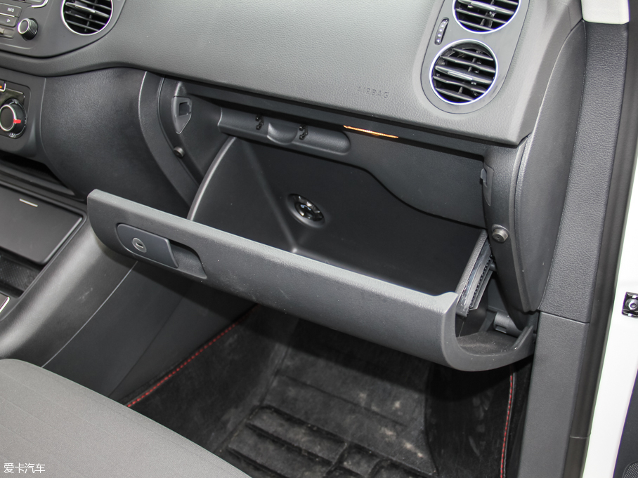 2016;^(gun) 300TSI һwL(fng)а ǰ(q)